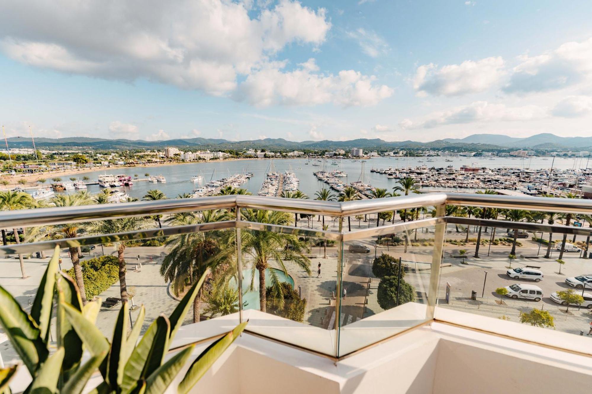 Hotel Sa Clau By Mambo San Antonio  Exterior photo